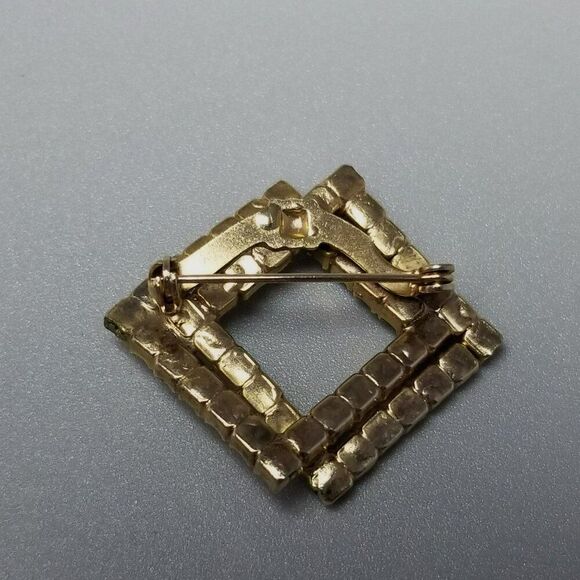 Vintage Orange Rhinestone Square Brooch, Gold Tone Prong Set Lapel Pin, Estate - Picture 3 of 6